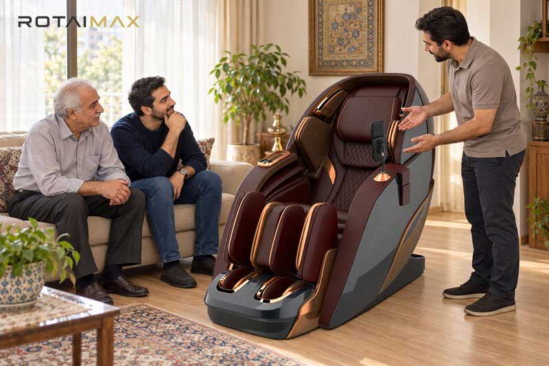 آموزش استفاده از صندلی ماساژ به مرد سالمند و همراه او در منزل